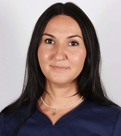 dr-iulia-ciolachi-stomatolog